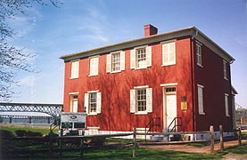 [photo, Lock Tender's House, Susquehanna Museum at the Lock House, Southern Terminus, Susquehanna & Tidewater Canal, Havre de Grace, Maryland]