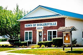 [photo, Town Hall, 200 South Church St., Sudlersville, Maryland]
